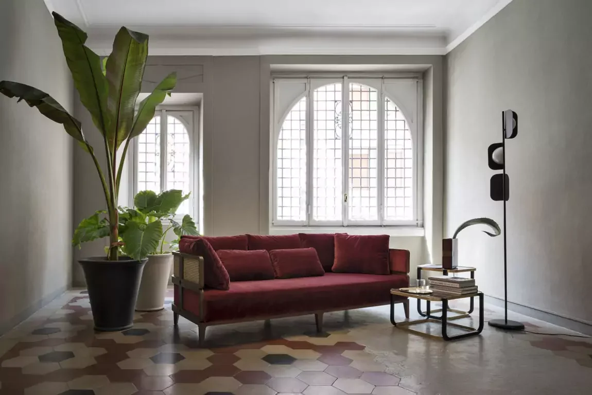Scarlet-3 Seater sofa with Rattan
